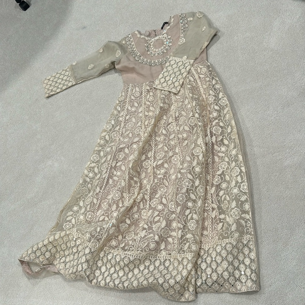 Like new, dress style shalwar kameez, embroidery and mirror work